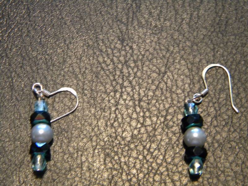 lot 50 image: Sterling Silver Earrings