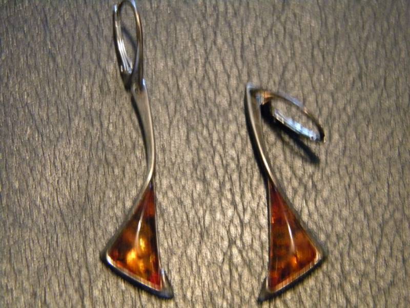 lot 52 image: Sterling Silver Earrings