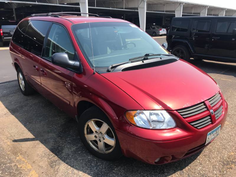 lot 29 image: 2007 Dodge Grand Caravan SXT