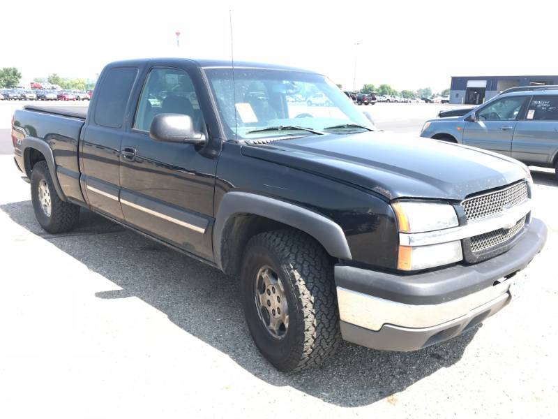 lot 32 image: 2003 Chevrolet Silverado 1500 4x4