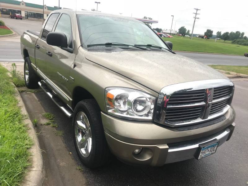 lot 39 image: 2007 Dodge Ram 1500 4x4 Hemi