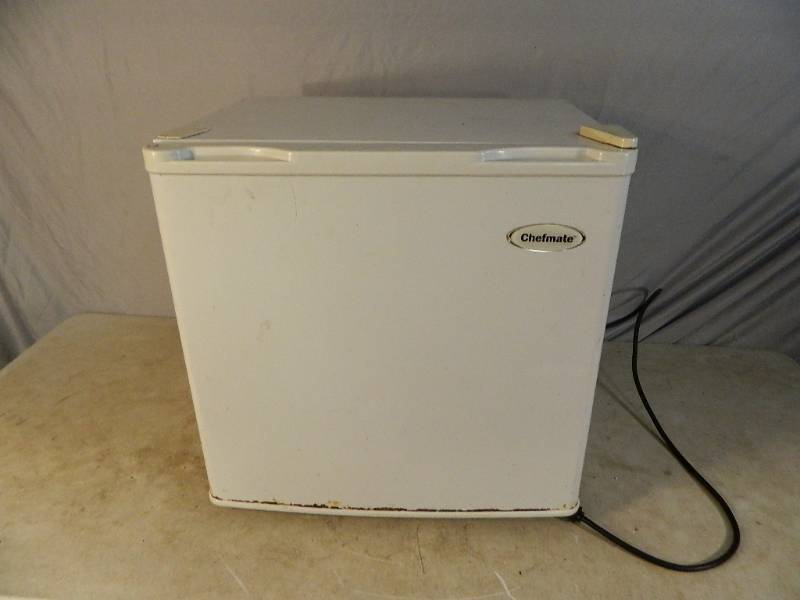 Compact Refrigerator