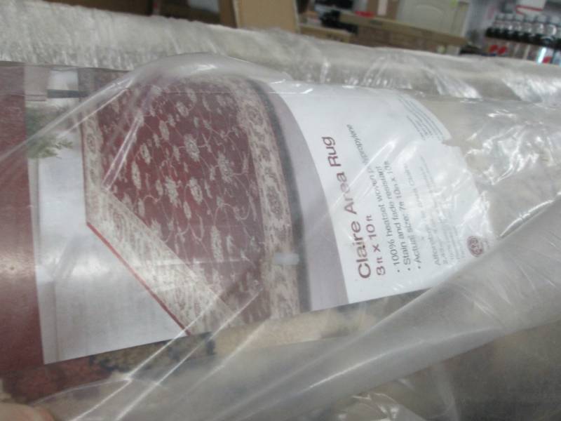 lot 15 image: Home Decorators Collection Claire R...