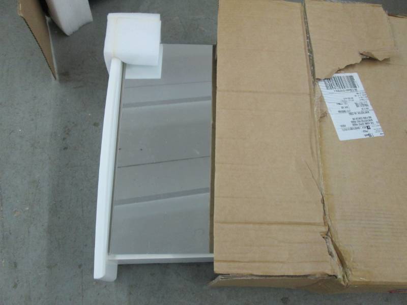 lot 43 image: Home Decorators Collection 22 in. W...