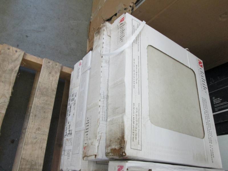 lot 54 image: 7 Cases Daltile Chamber Cliff Straw...
