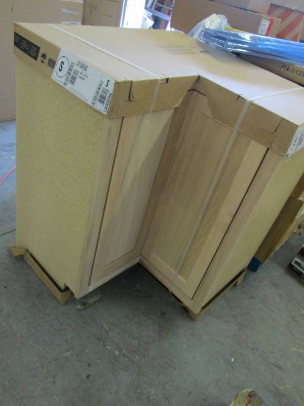 lot 58 image: Lazy Susan Base Cabinet...