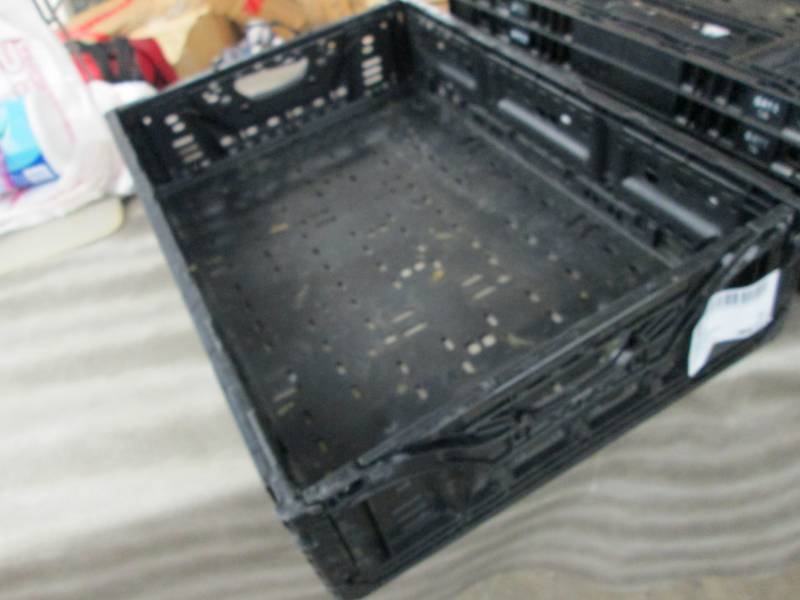 lot 95 image: Lot of 6 Stackable, Foldable HD Pla...