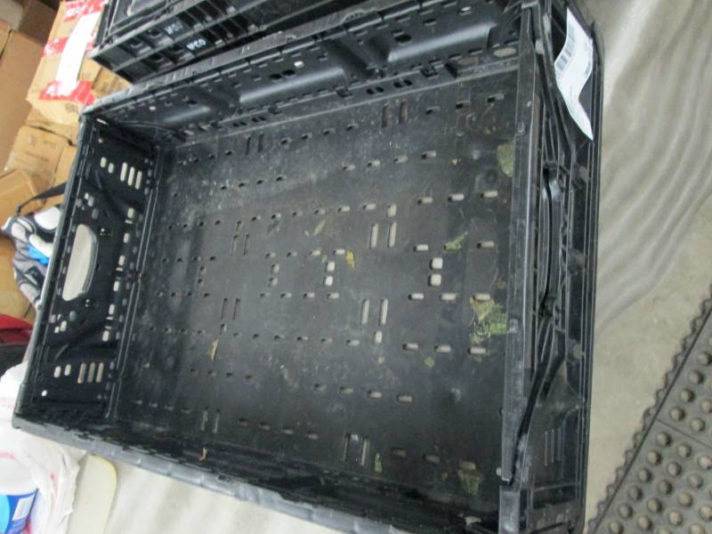 lot 99 image: Lot of 6 Stackable, Foldable HD Pla...