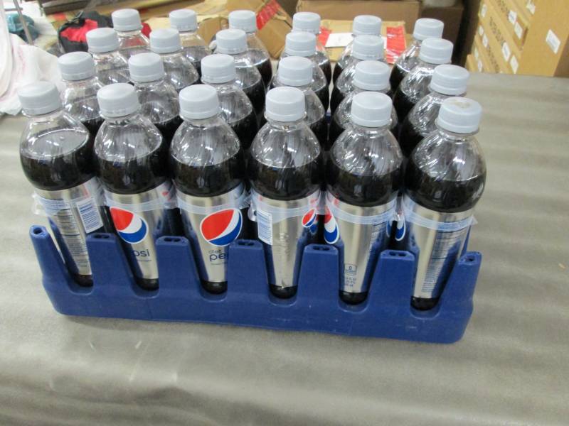 lot 172 image: Case of 24 - 16.9 oz( 0.5 liter) Bo...