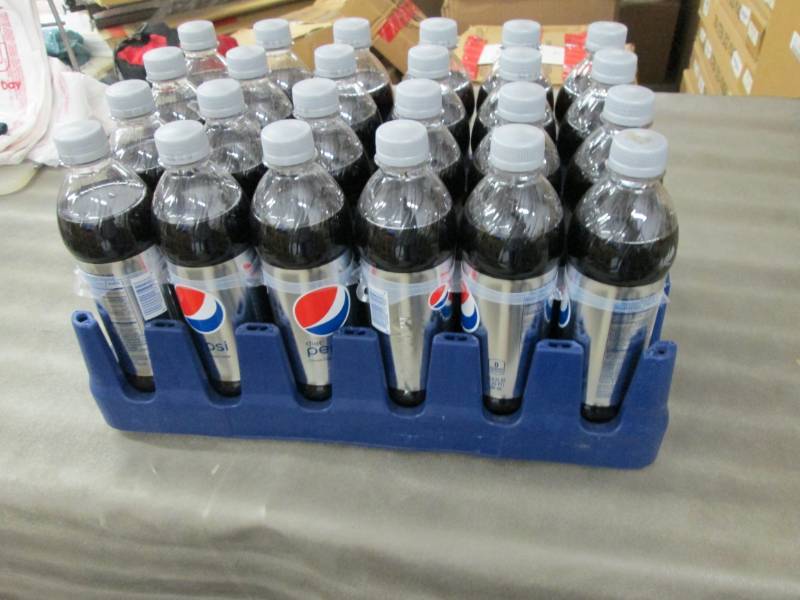 lot 174 image: Case of 24 - 16.9 oz( 0.5 liter) Bo...
