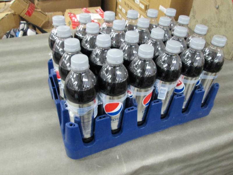 lot 178 image: Case of 24 - 16.9 oz( 0.5 liter) Bo...