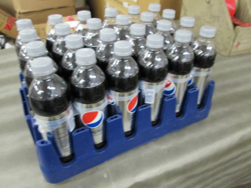 lot 180 image: Case of 24 - 16.9 oz( 0.5 liter) Bo...