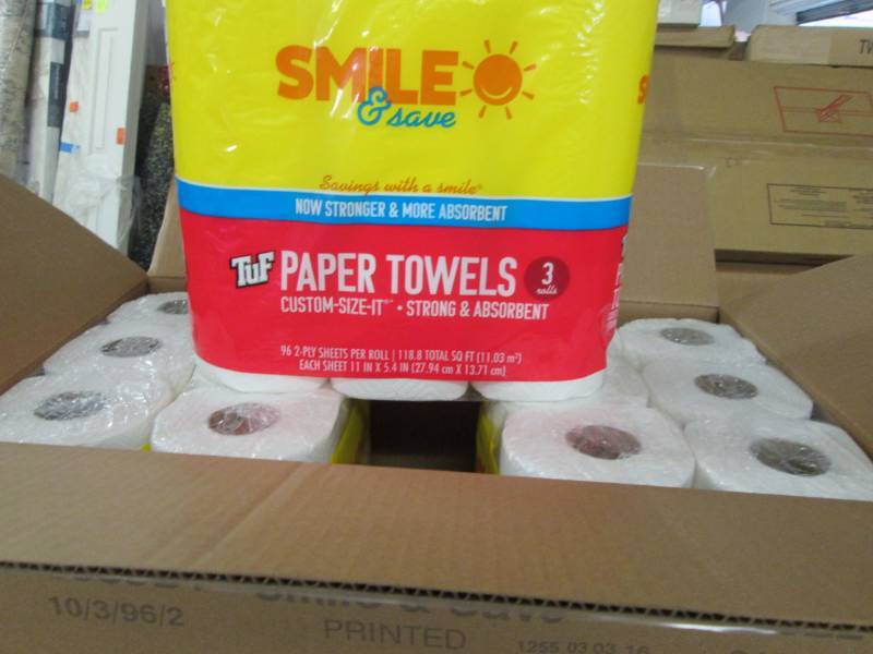 lot 261 image: Case of 10- 3pk(30 rolls) 92 count ...