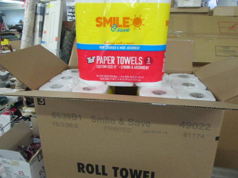 lot 263 image: Case of 10- 3pk(30 rolls) 92 count ...