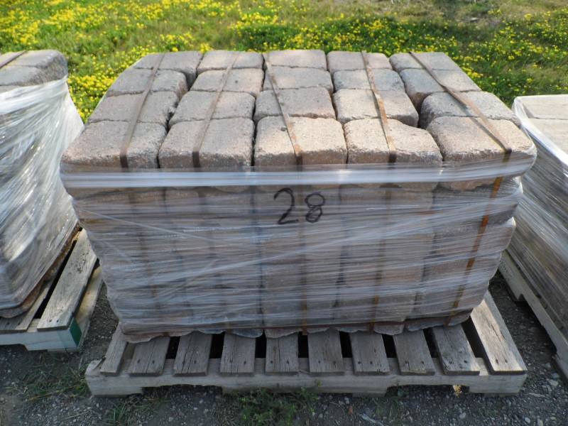 120pc BC Roman Stack Stone Coping