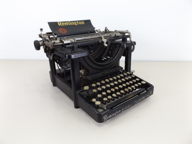 Antique Remington Typewriter&nbsp