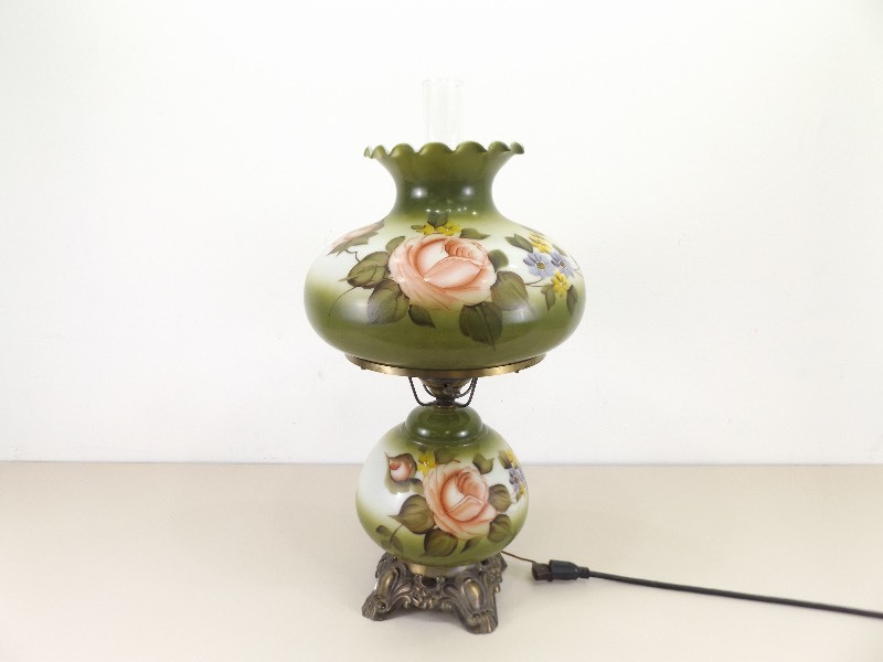 WORKING Antique Hand Painted&nbspHurricane&nbspLamp