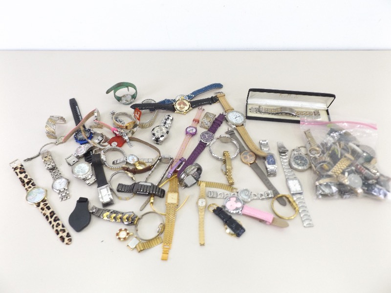 Large Lot of Watches, Watch Parts, etc.