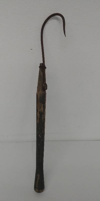 lot 18 image: Antique Ice Fish hand hook