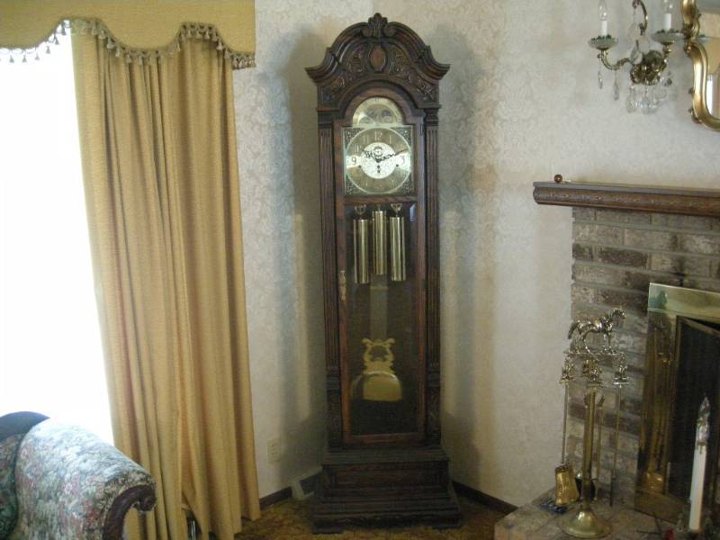 lot 22 image: Vintage Trend Grandfather Clock