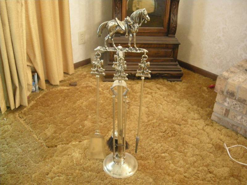 lot 23 image: Brass Horse Fireplace Set