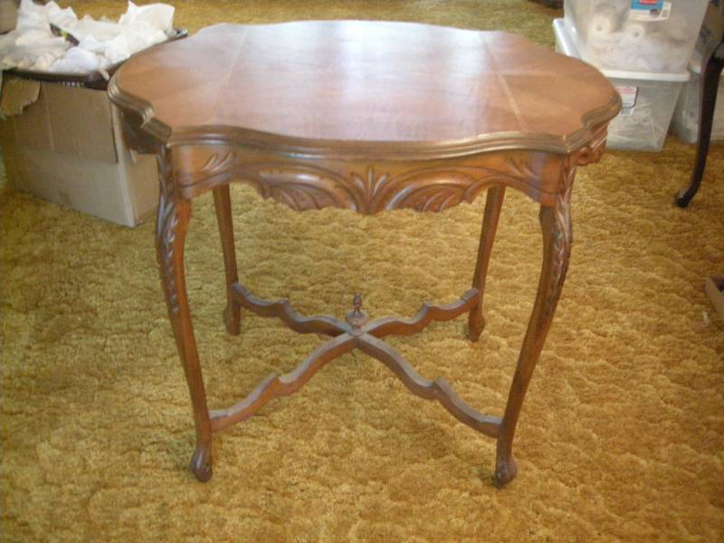 lot 30 image: Antique Fancy CarvedInlay Table