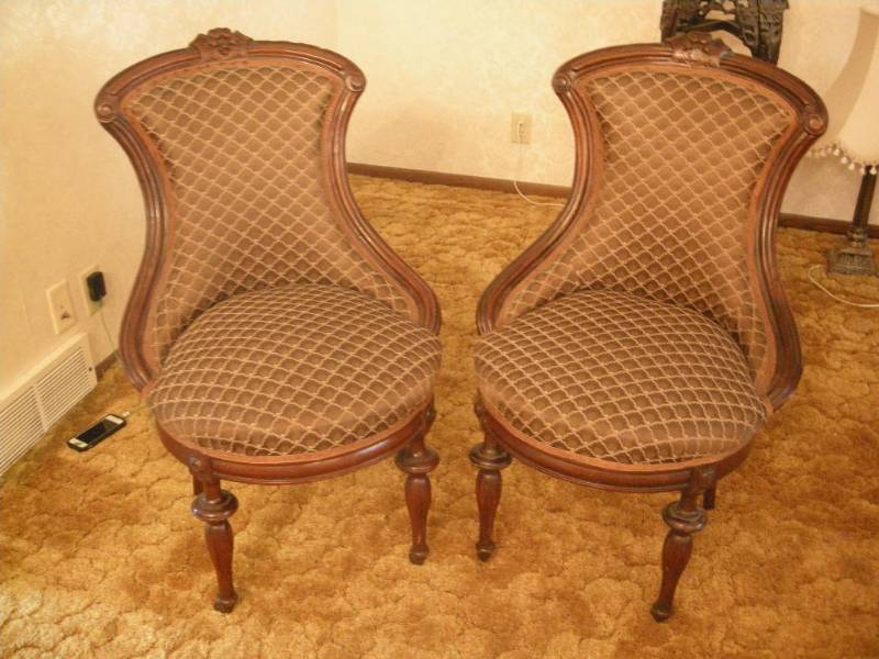 lot 69 image: Pair Amazing Antique Parlor Chairs