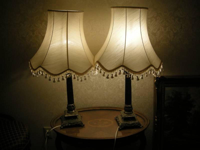 lot 76 image: Vintage Pair Leviton Column Lamps