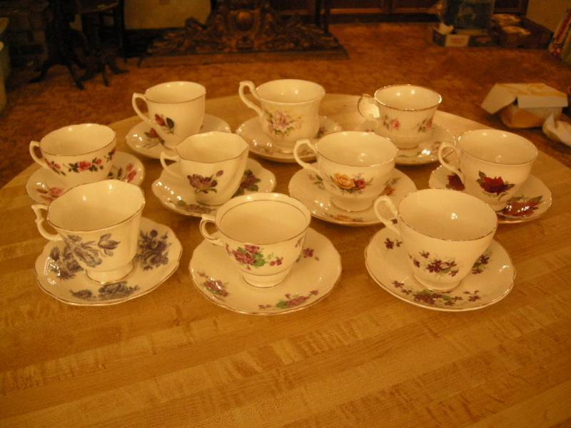lot 92 image: 10 Vintage China Cup and Saucer Sets