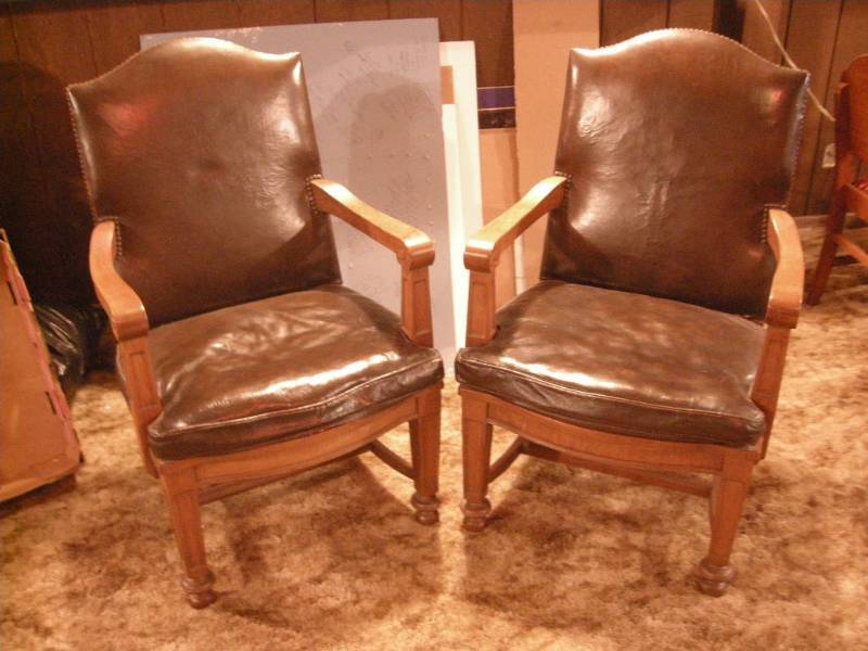 lot 163 image: Pair Antique Chairs