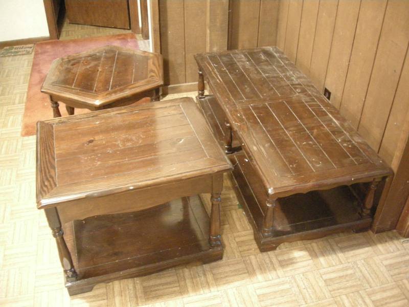 lot 169 image: 3 Vintage Table Set