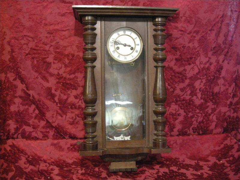 lot 204 image: Antique German Gustav Becker Wall Clock