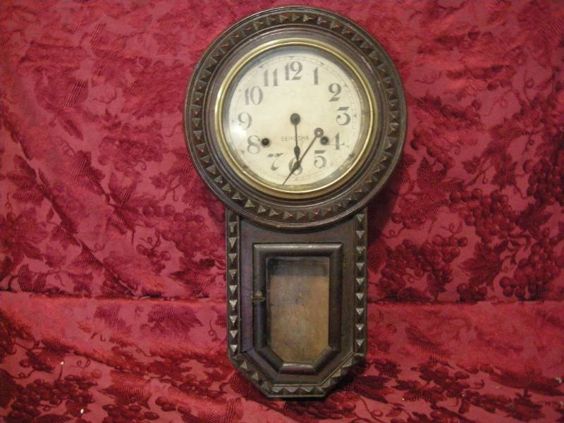 lot 210 image: Antique Japan Seikosha Wall Clock