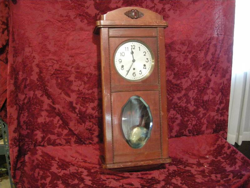 lot 253 image: Antique Sonnerie Wall Clock