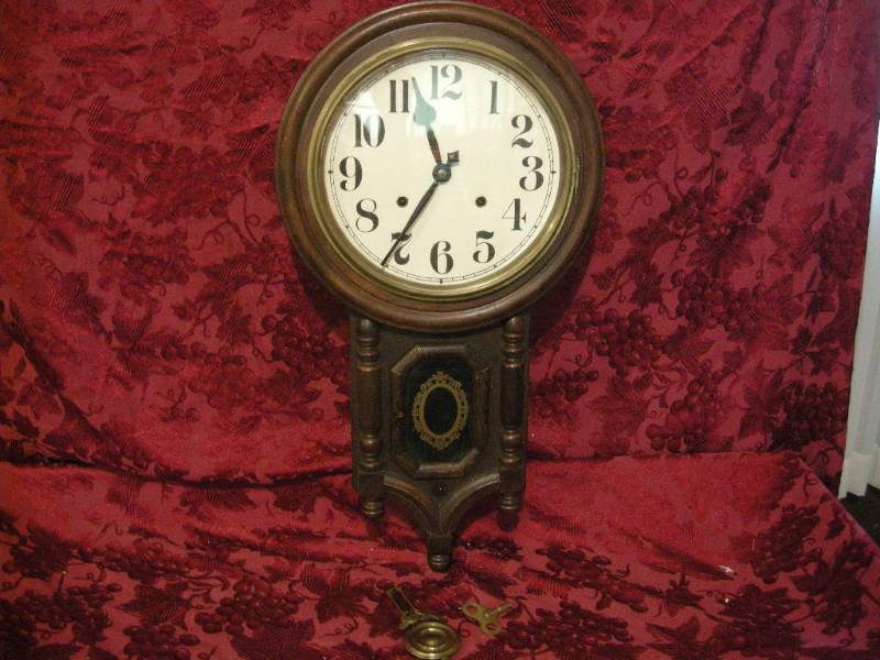 lot 255 image: Antique Wall Clock