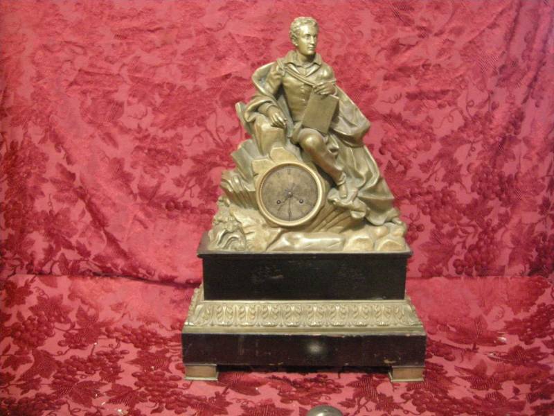 lot 258 image: Antique Brass Figural Shelf Clock