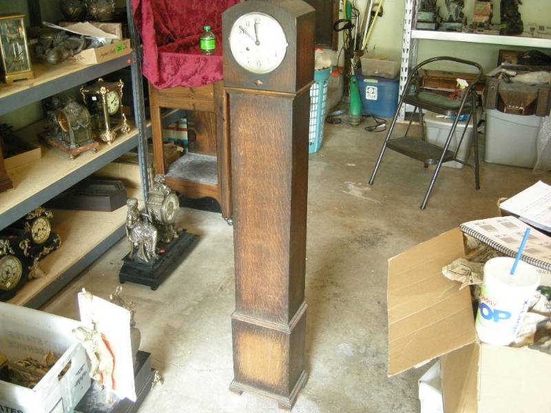 lot 285 image: Antique Grandmother Clock