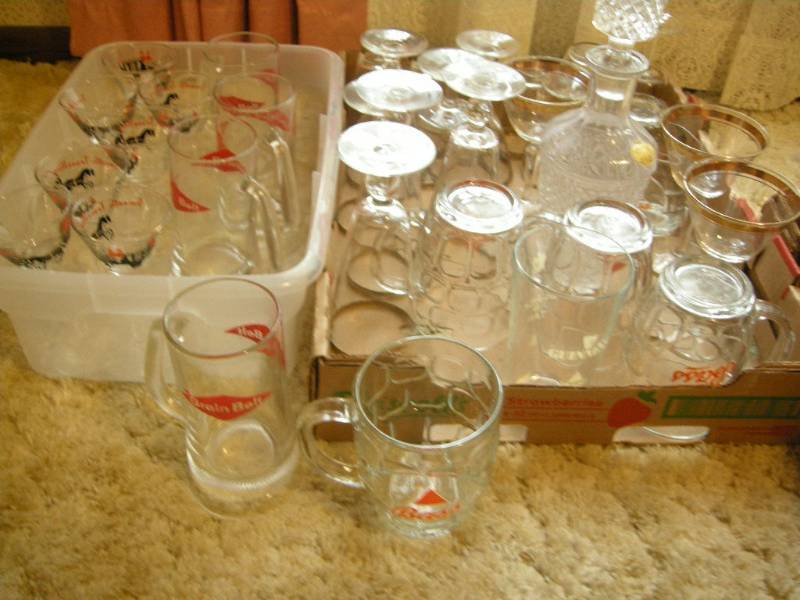 lot 293 image: Vintage Beer-Drink Glasses