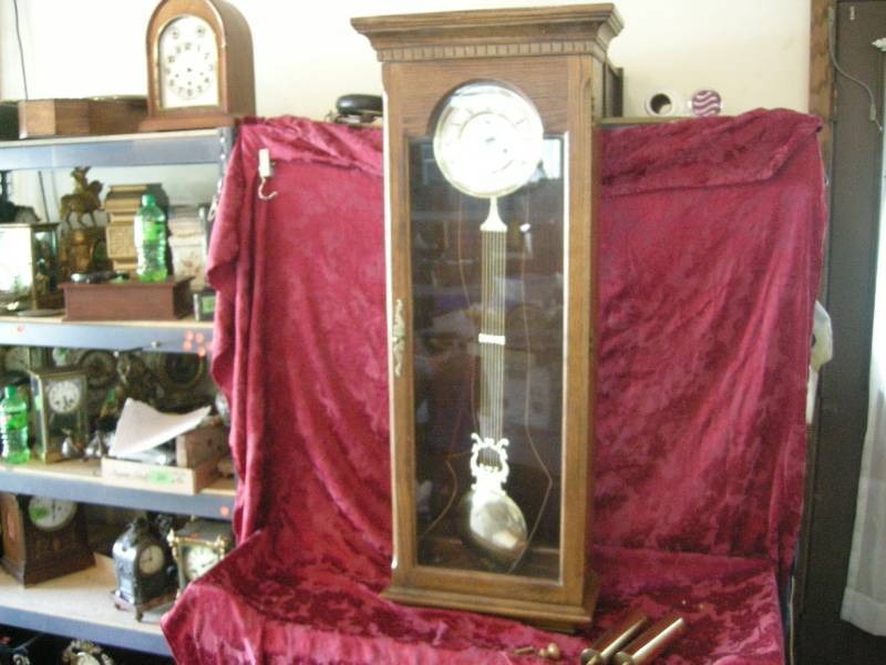 lot 302 image: Large Vintage Ridgeway Wall Clock