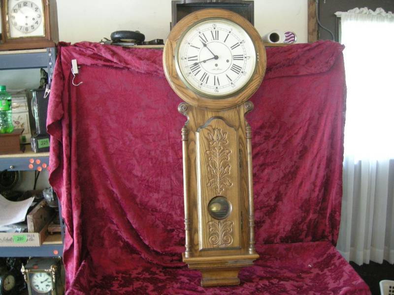 lot 304 image: Vintage Large Seth Thomas Wall Clock