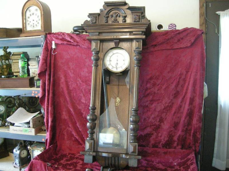 lot 306 image: Antique Large Wall Clock