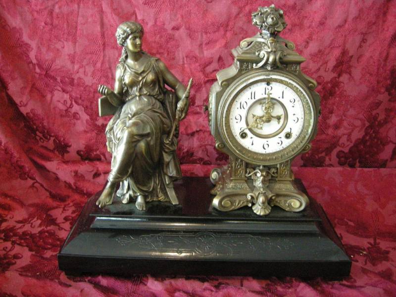lot 308 image: Antique Ornate Figural Shelf Clock