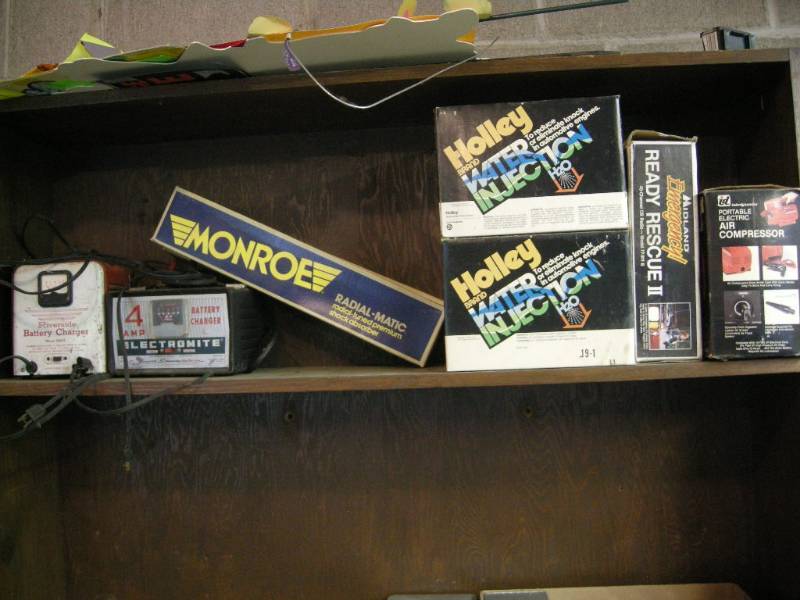 lot 332 image: Vintage Automotive - Tools - Battery Chargers