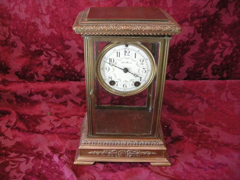 lot 355 image: Antique Seth Thomas Regulator Shelf Clock