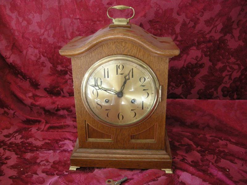 lot 359 image: Antique Junghans Wooden Shelf Clock