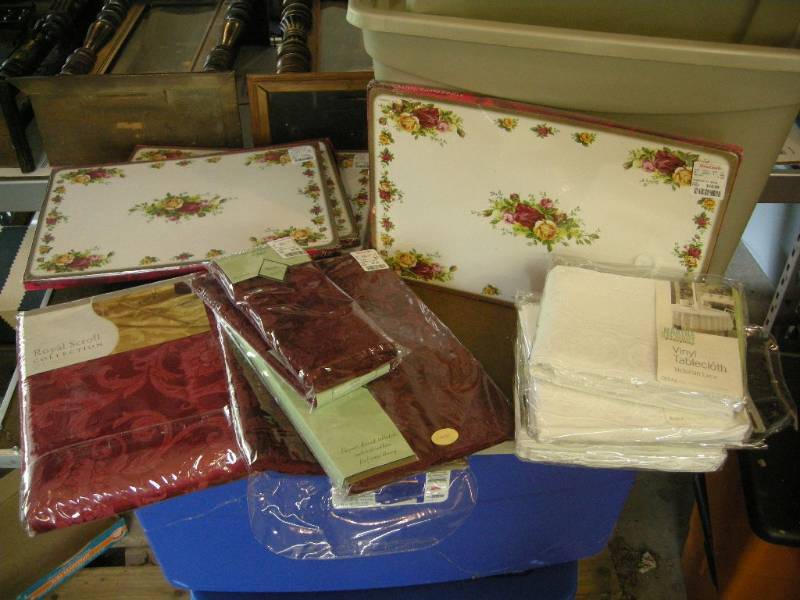 lot 376 image: Royal Albert Placemats and New Table Cloths