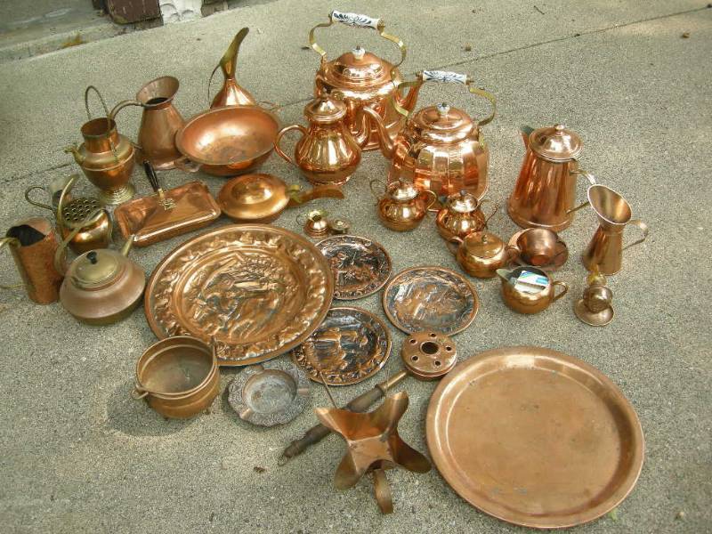 lot 386 image: Vintage Copper Wares