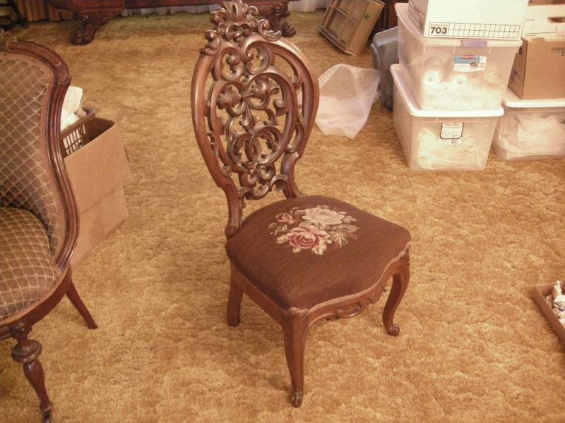 lot 45 image: Antique Carved Wood SidechairParlor Chair