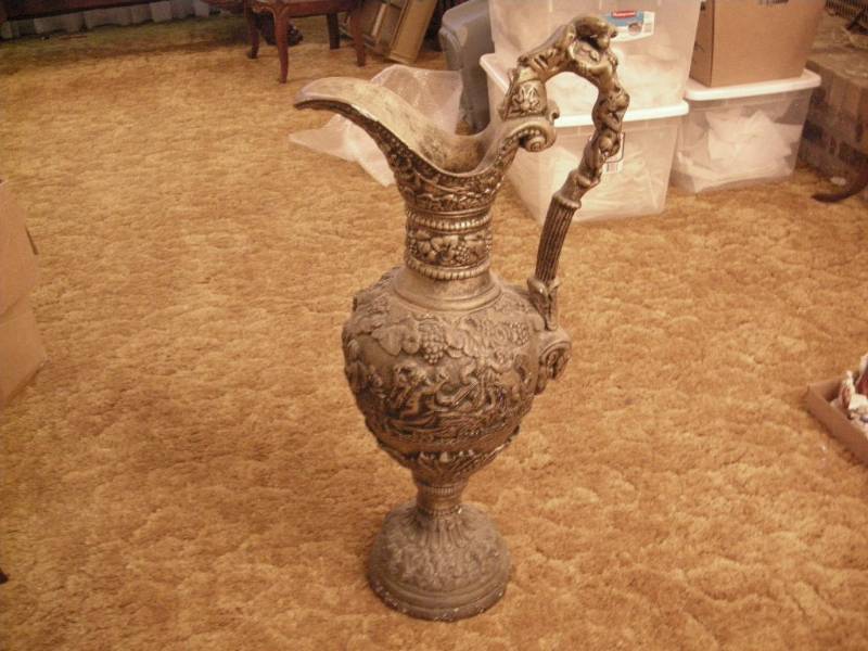 lot 50 image: Vintage Large Chalkware Decorative Ewer