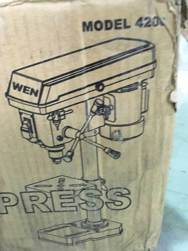 lot 54 image: Wen 8 in. 5-Speed Drill Press in good conditions